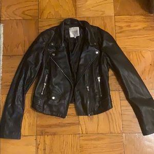Leather jacket (faux)